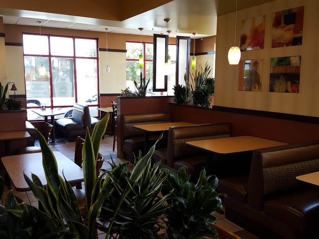 Arbys | restaurant | 3430 Buttermilk Rd, Cottondale, AL 35453, USA | 2055533690 OR +1 205-553-3690