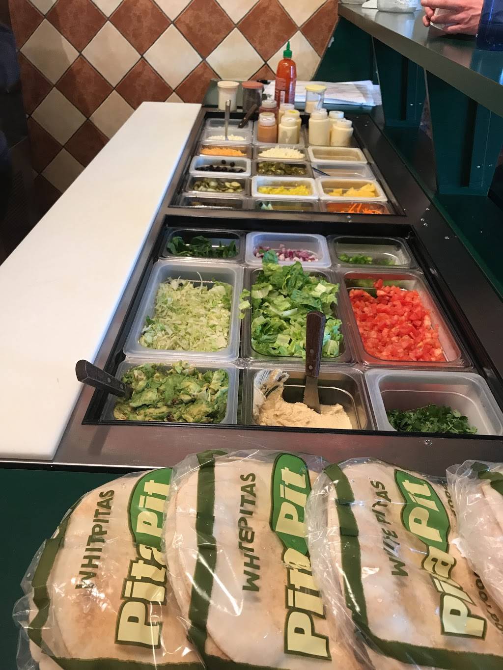 Pita Pit | restaurant | 5320, 240 Broadway St, Chico, CA 95928, USA | 5308992847 OR +1 530-899-2847