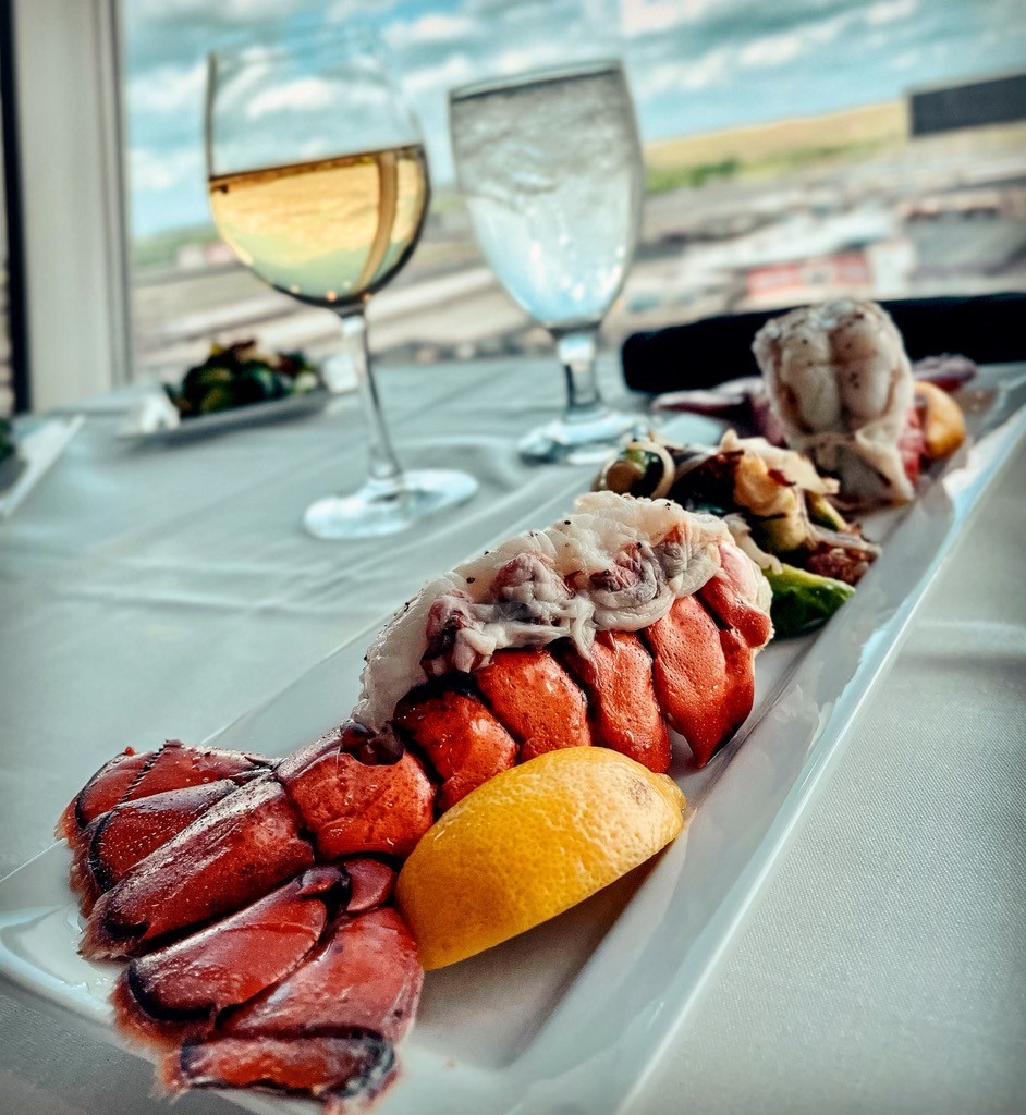 The Speedway Club | restaurant | 5555 Concord Pkwy S, Concord, NC 28027, USA | 7044553216 OR +1 704-455-3216