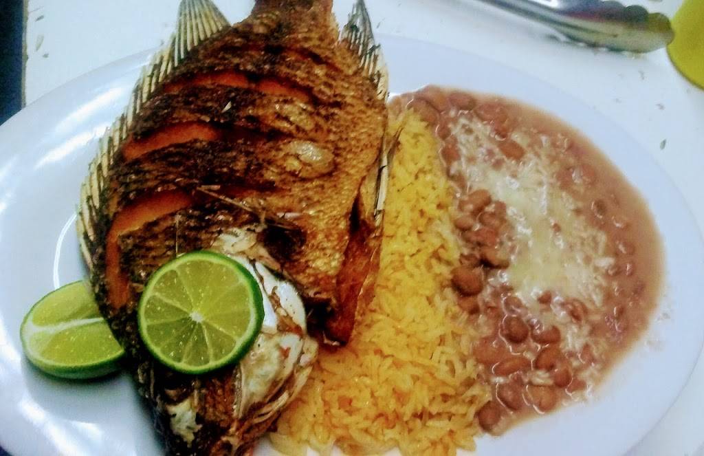 Marons Restaurant | restaurant | 100 Atkinson St, Roseville, CA 95678, USA | 9168562367 OR +1 916-856-2367