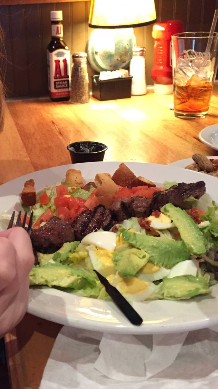 Logans Roadhouse | restaurant | 209 N Rangeline Rd, Joplin, MO 64801, USA | 4176267181 OR +1 417-626-7181