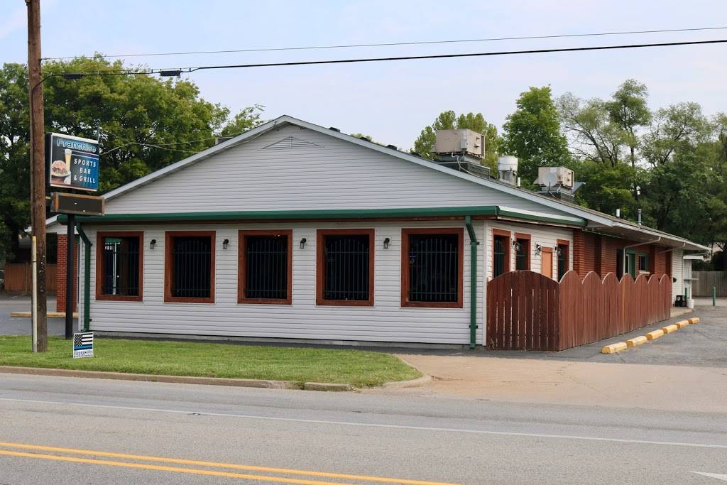 Franchise Sports Bar & Grill | restaurant | 601 E Edwardsville Rd, Wood River, IL 62095, USA | 6182592413 OR +1 618-259-2413