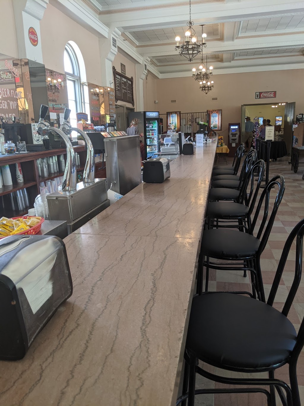 The Edward Ball Dining Room@ Wakulla Springs | restaurant | 465 Wakulla Park Dr, Crawfordville, FL 32327, USA | 8504212000 OR +1 850-421-2000