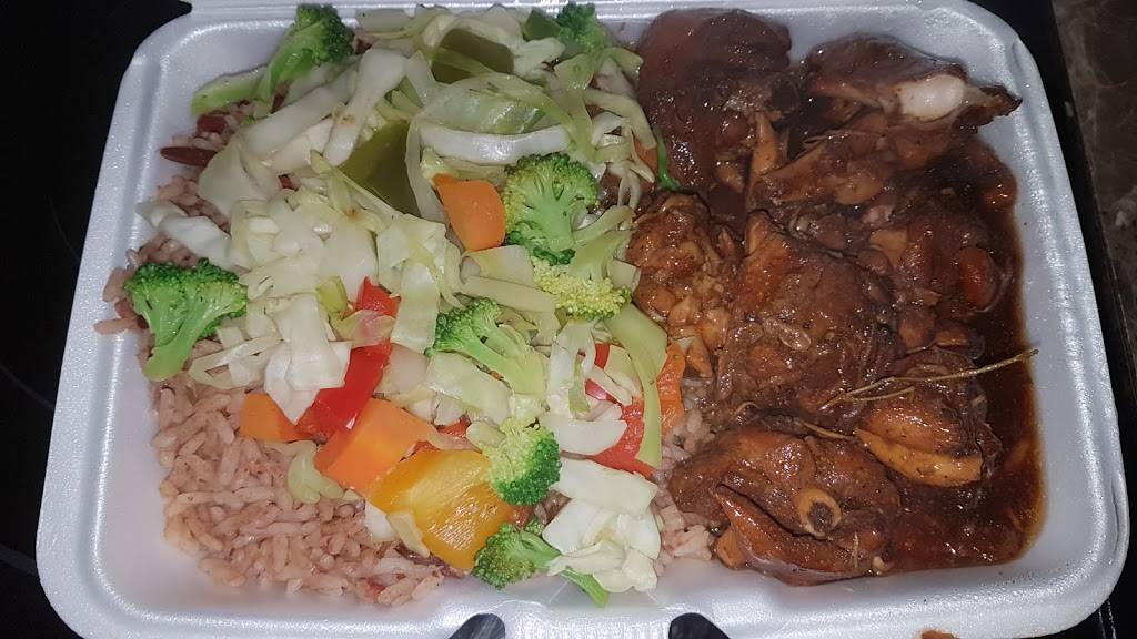 Auntie Bell’s Jamaican Cuisine | restaurant | 2257 Islington Ave, Etobicoke, ON M9W 3W6, Canada | 4167402596 OR +1 416-740-2596
