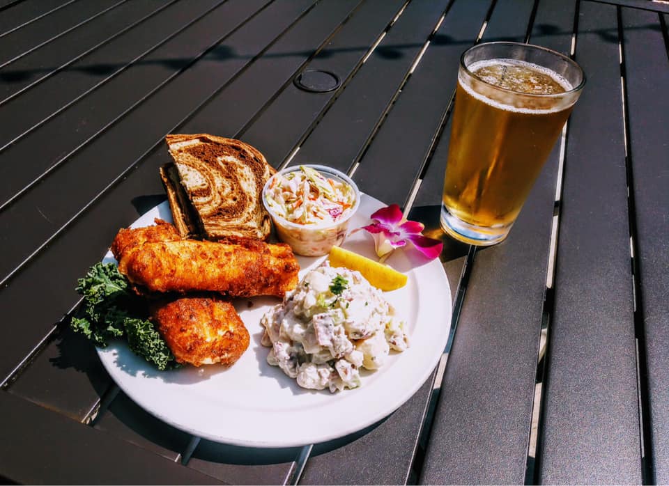 Famers Sports Bar & Grill | restaurant | N3332 Pine Mountain Rd, Iron Mountain, MI 49801, USA | 9067742747 OR +1 906-774-2747