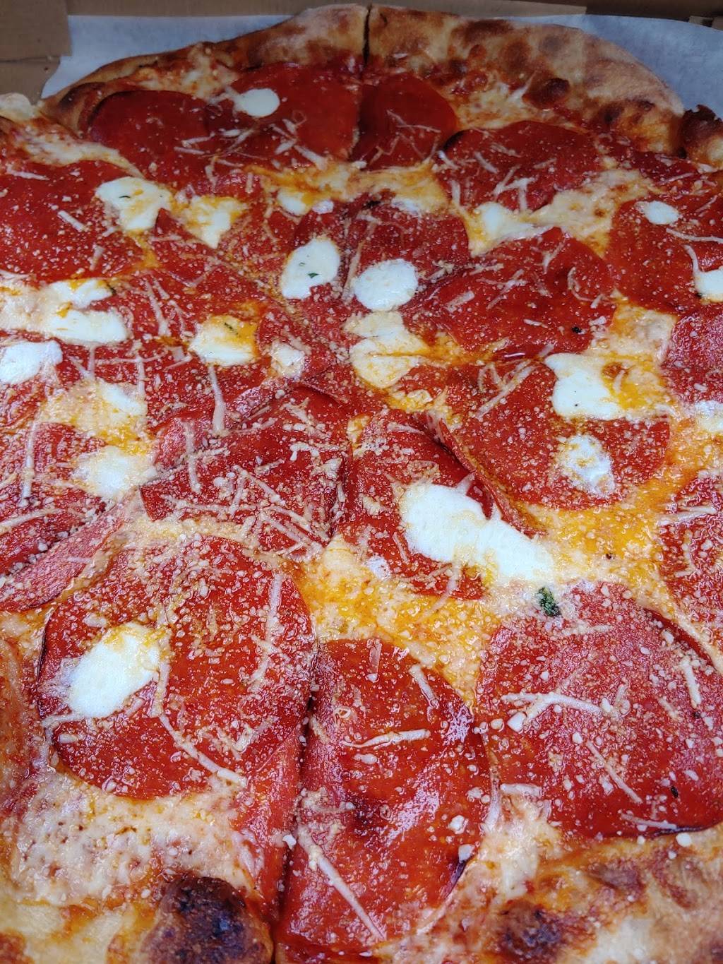 A&B Pizza | restaurant | 280 S Roosevelt Dr, Seaside, OR 97138, USA | 5037397525 OR +1 503-739-7525