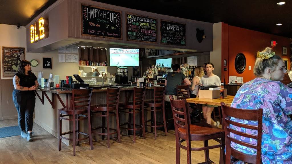 Dont Look Back - South | restaurant | 7524 Forest Hill Ave, Richmond, VA 23225, USA | 8044776702 OR +1 804-477-6702