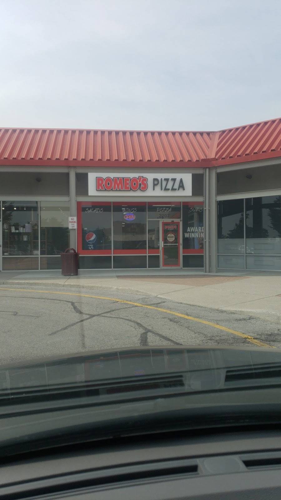 Romeos Pizza | restaurant | 2207 Stringtown Rd, Grove City, OH 43123, USA | 6145393800 OR +1 614-539-3800