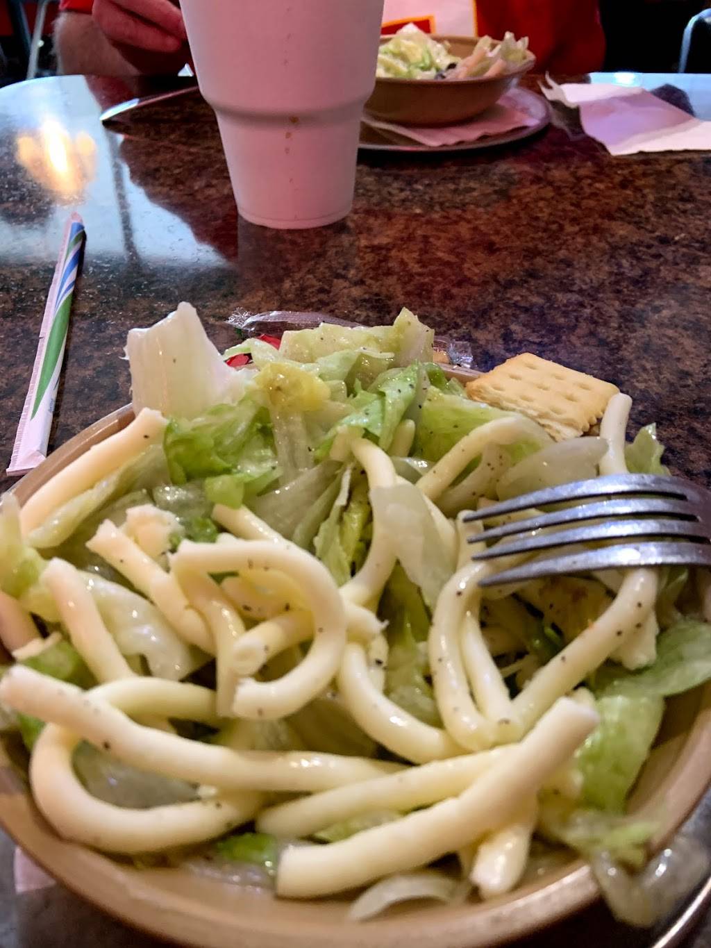 Leos Pizza | restaurant | 408 NW Englewood Rd, Kansas City, MO 64118, USA | 8164536666 OR +1 816-453-6666