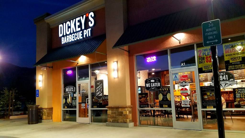 Dickeys Barbecue Pit | restaurant | 1725 Northpark Blvd W, San Bernardino, CA 92407, USA | 9094737393 OR +1 909-473-7393