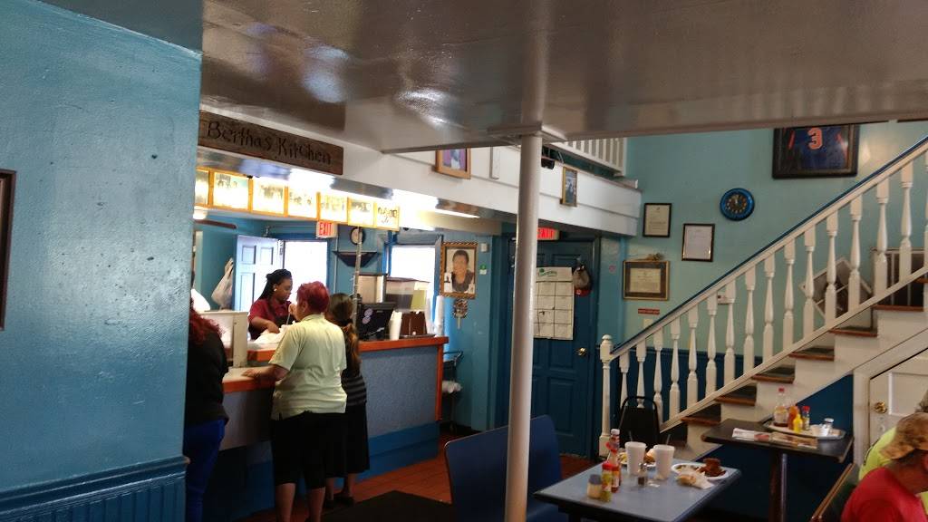 Berthas Kitchen | restaurant | 2332 Meeting Street Rd, Charleston, SC 29405, USA | 8435546519 OR +1 843-554-6519