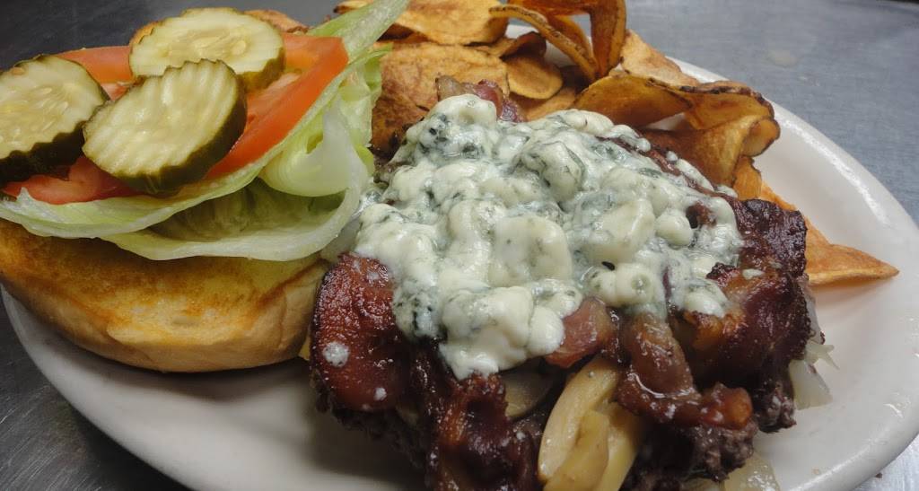 Finnegans Pub & Grill | restaurant | 4309 S 120th St, Omaha, NE 68137, USA | 4023336181 OR +1 402-333-6181