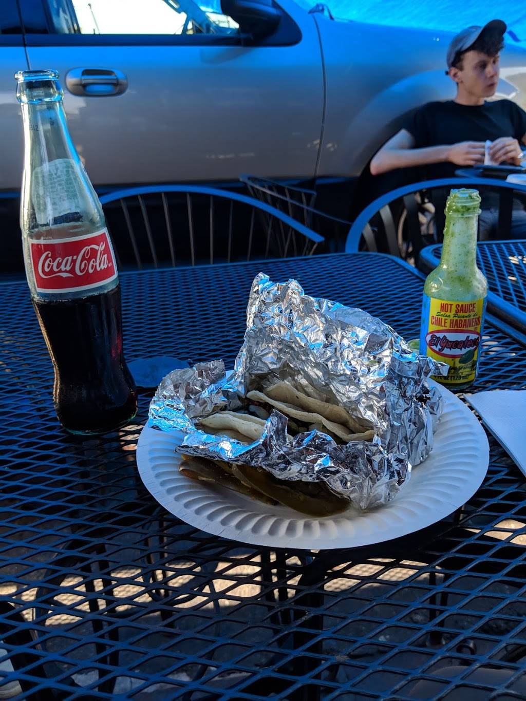 Yucas | restaurant | 2056 Hillhurst Ave, Los Angeles, CA 90027, USA | 3236621214 OR +1 323-662-1214