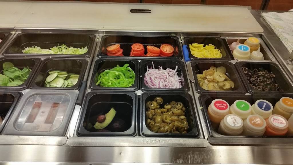 Subway Restaurants | restaurant | 3933 E Castro Valley Blvd, Castro Valley, CA 94546, USA | 5108819187 OR +1 510-881-9187