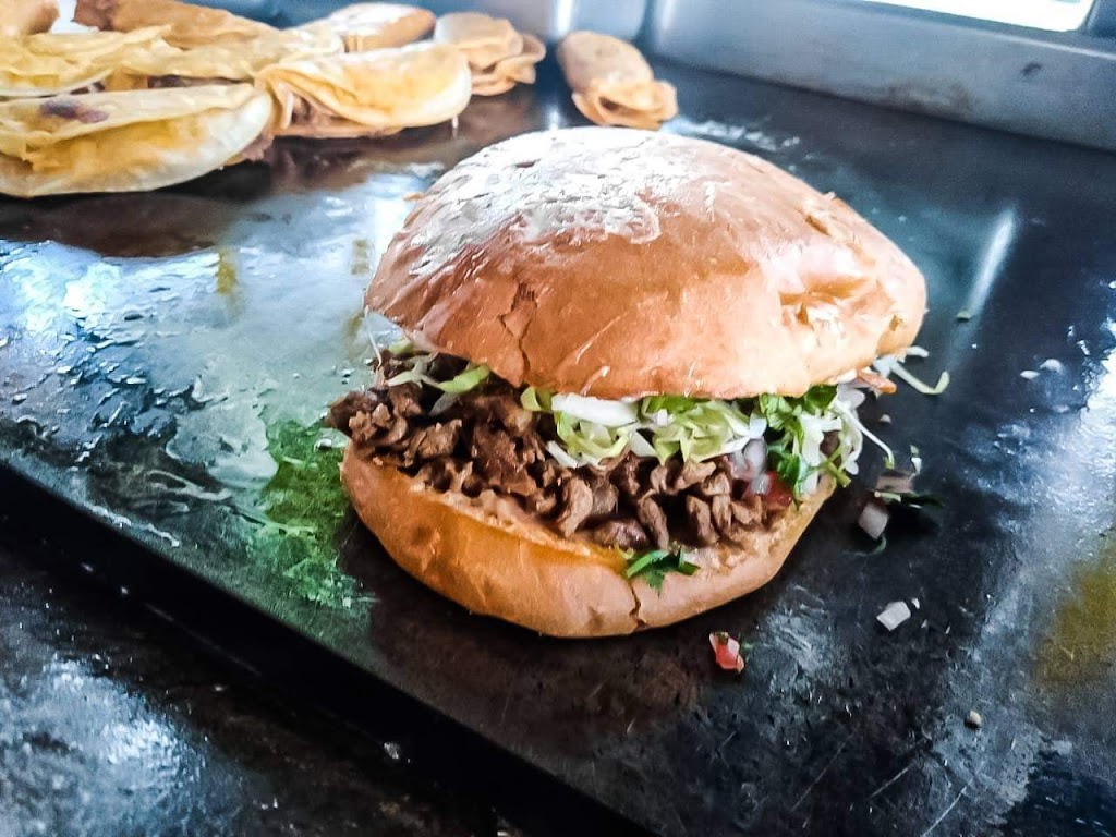 Tacos Estephanie | restaurant | 5225 E Tropicana Ave, Las Vegas, NV 89122, USA | 7027522482 OR +1 702-752-2482