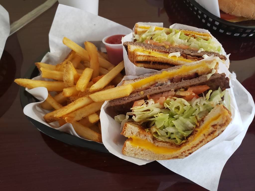 Crazy Eddies Panini Grill | restaurant | 317 E St Charles St, San Andreas, CA 95249, USA | 2097543663 OR +1 209-754-3663