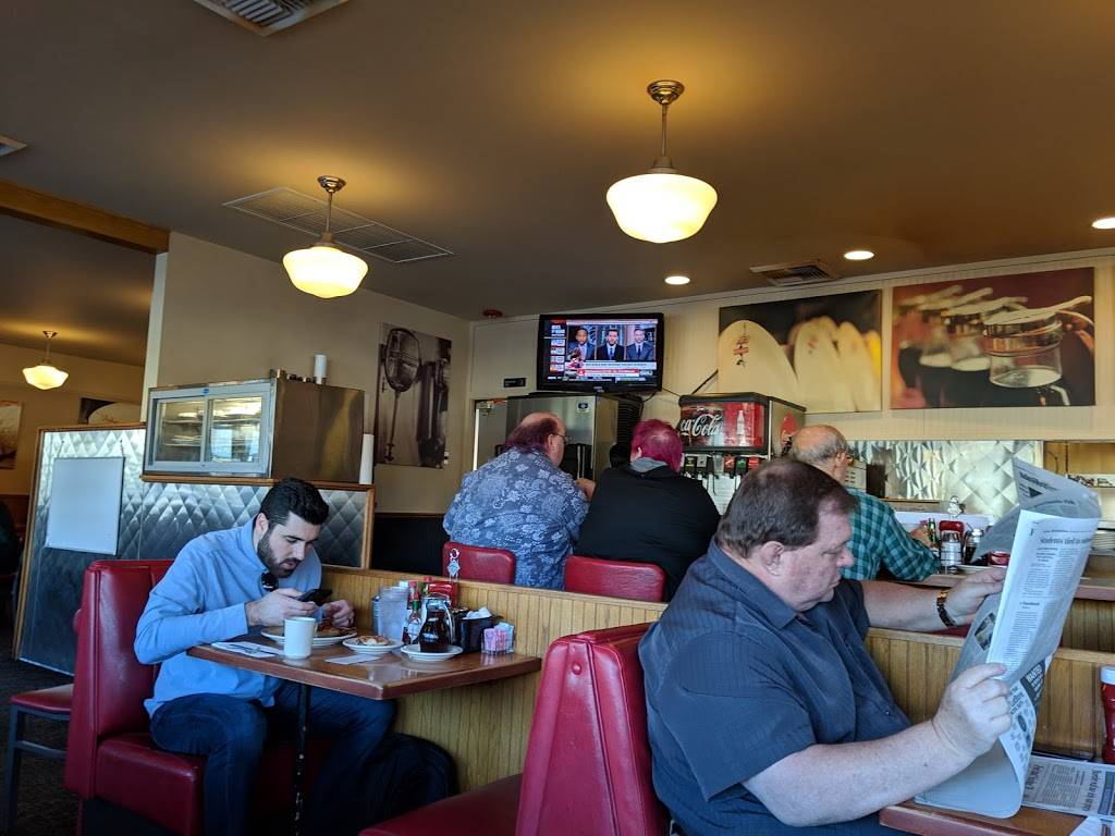 Lil Jon Restaurant & Lounge | restaurant | 3080 148th Ave SE, Bellevue, WA 98007, USA | 4257464653 OR +1 425-746-4653