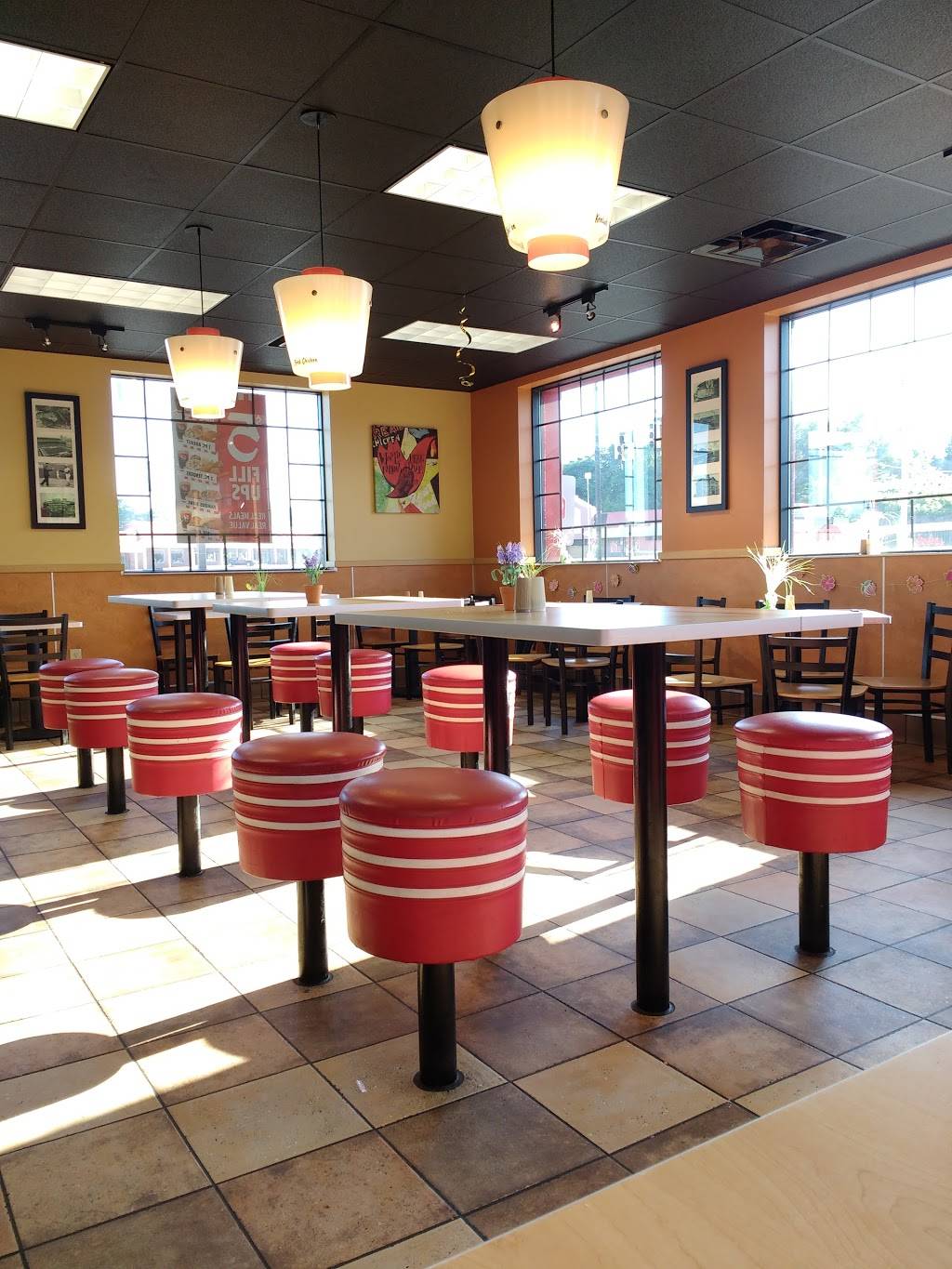 KFC | restaurant | 212 New Castle Rd, Butler, PA 16001, USA | 7242873655 OR +1 724-287-3655