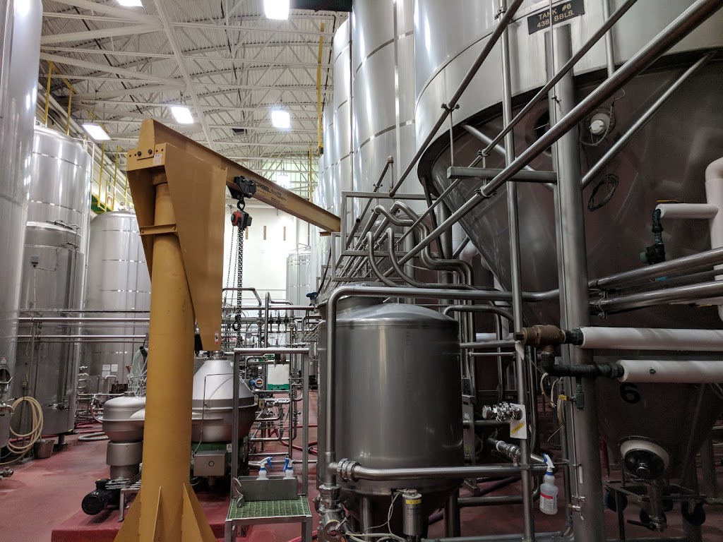 Summit Brewing Company | restaurant | 910 Montreal Cir, St Paul, MN 55102, USA | 6512657800 OR +1 651-265-7800