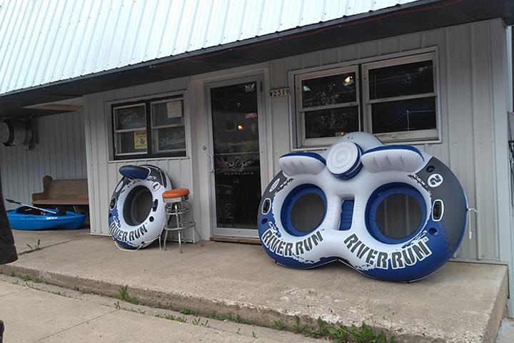 Oconto River Rafting and Tubing LLC & Pulcifer Pub | restaurant | W2319 WI-22, Gillett, WI 54124, USA | 7157456789 OR +1 715-745-6789