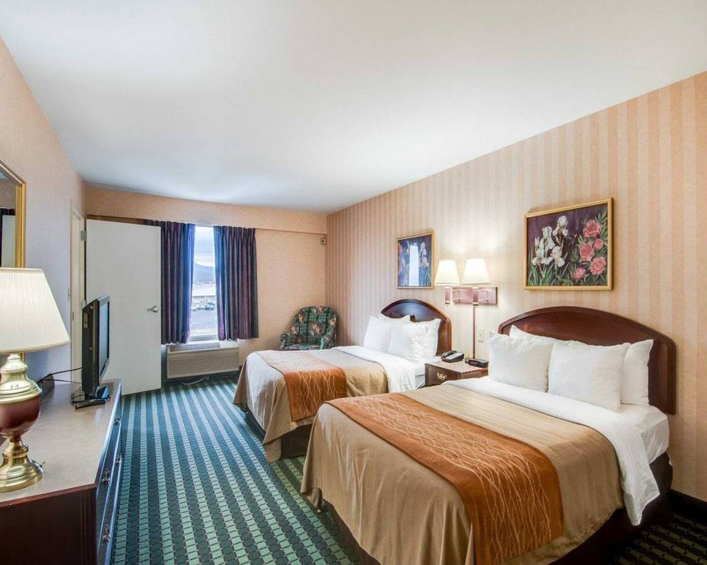 Comfort Inn Airport | restaurant | 5070 Valley View Blvd NW, Roanoke, VA 24012, USA | 5405272020 OR +1 540-527-2020