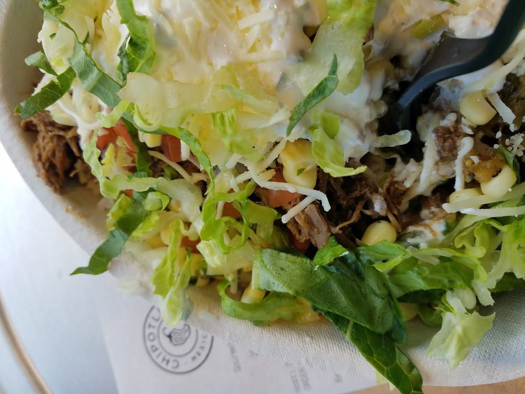 Chipotle Mexican Grill | restaurant | 2558 W Schaumburg Rd, Schaumburg, IL 60194, USA | 8478398580 OR +1 847-839-8580