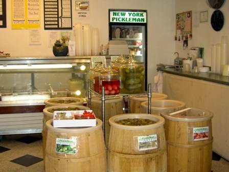 New York Pickle Man & Deli | restaurant | 580 NY-303, Blauvelt, NY 10913, USA | 8452532002 OR +1 845-253-2002