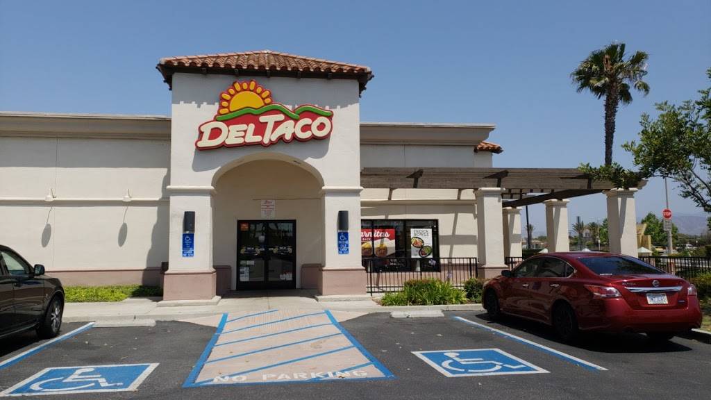 Del Taco | meal takeaway | 121 W Ventura Blvd, Camarillo, CA 93010, USA | 8054847490 OR +1 805-484-7490