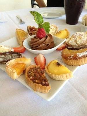 Cafe Jardin | restaurant | 2647 East Coast Hwy, Corona Del Mar, CA 92625, USA | 9496730033 OR +1 949-673-0033