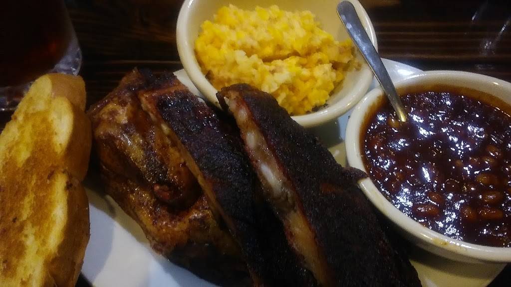 Big Ls BBQ | restaurant | 2 W Amity St, Louisburg, KS 66053, USA | 9138375361 OR +1 913-837-5361