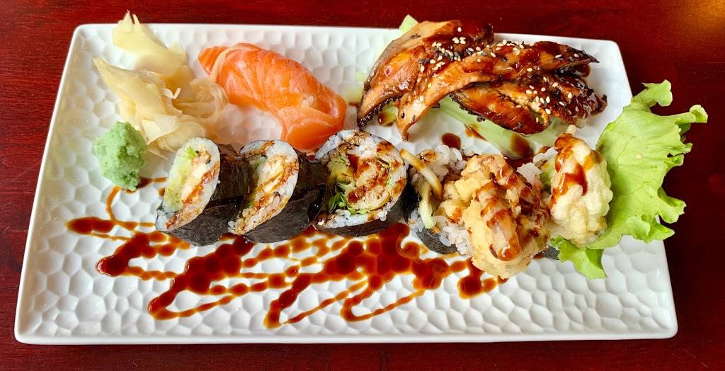 Hashi Sushi Lounge | restaurant | 2835 N Broadway, Chicago, IL 60657, USA | 7739048800 OR +1 773-904-8800