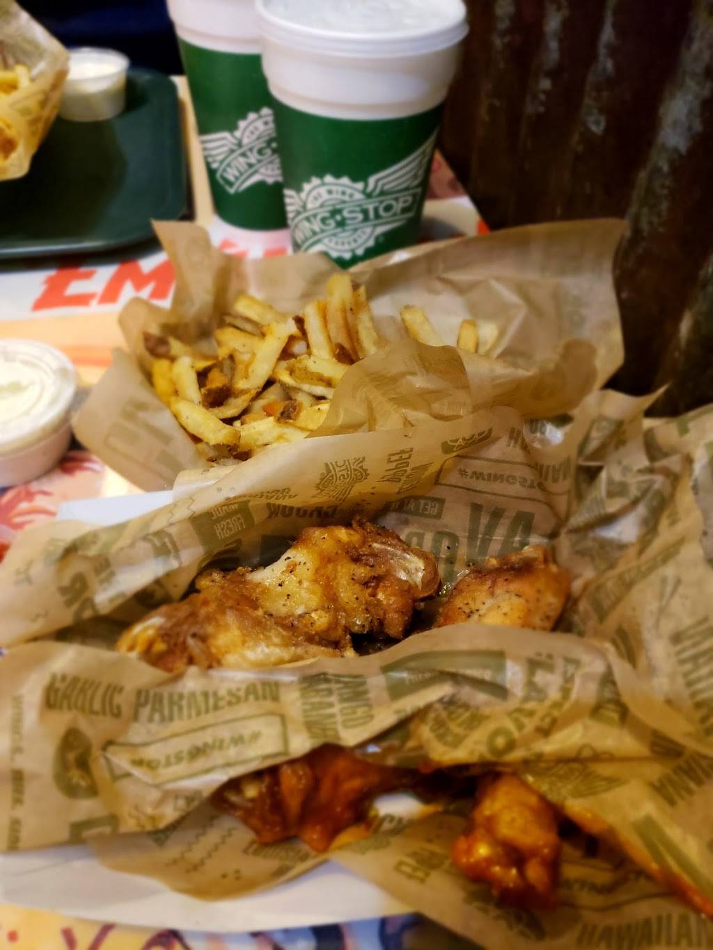 Wingstop | restaurant | 419 E Pioneer Pkwy, Grand Prairie, TX 75051, USA | 9722649464 OR +1 972-264-9464
