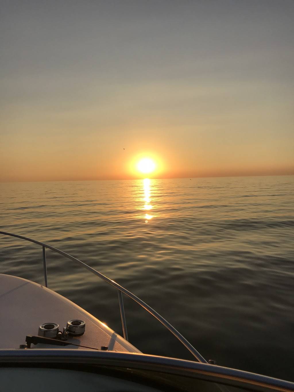 Deck Lounge | restaurant | 35943 Lakeshore Blvd, Eastlake, OH 44095, USA | 4409423821 OR +1 440-942-3821