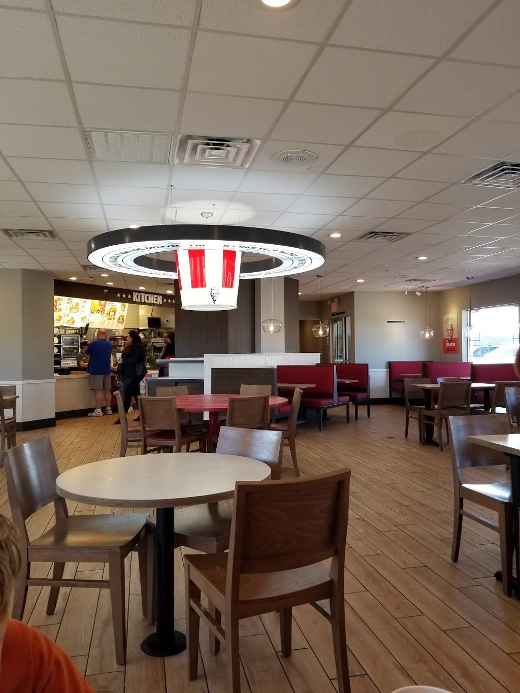 KFC | restaurant | 1133 N Loop Dr E340, Lacy Lakeview, TX 76705, USA | 2548679999 OR +1 254-867-9999