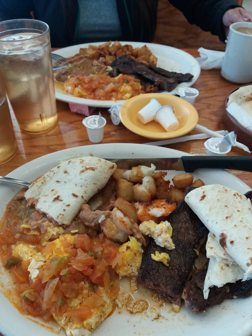 MI Sierra Jalisco | restaurant | 1242 Babcock Rd, San Antonio, TX 78201, USA | 2107318626 OR +1 210-731-8626