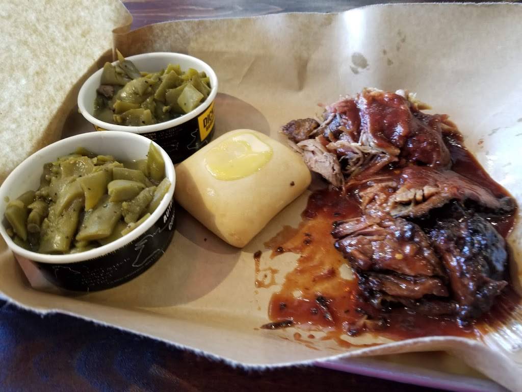 Dickeys Barbecue Pit | restaurant | 10853 Hardin Valley Rd, Knoxville, TN 37932, USA | 8654548338 OR +1 865-454-8338
