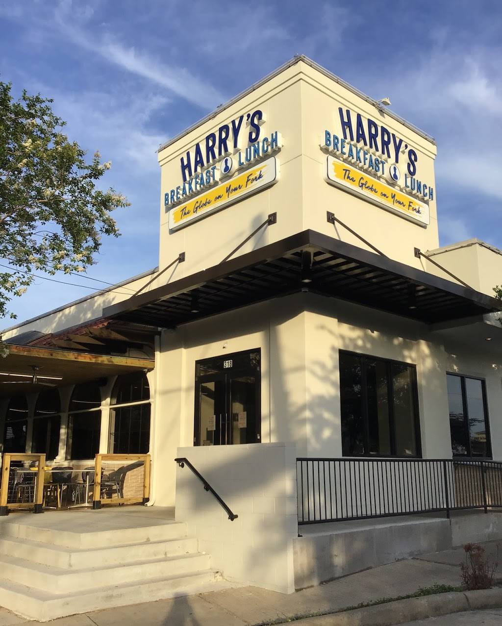Harrys Restaurant | restaurant | 318 Tuam St, Houston, TX 77006, USA | 7135280198 OR +1 713-528-0198