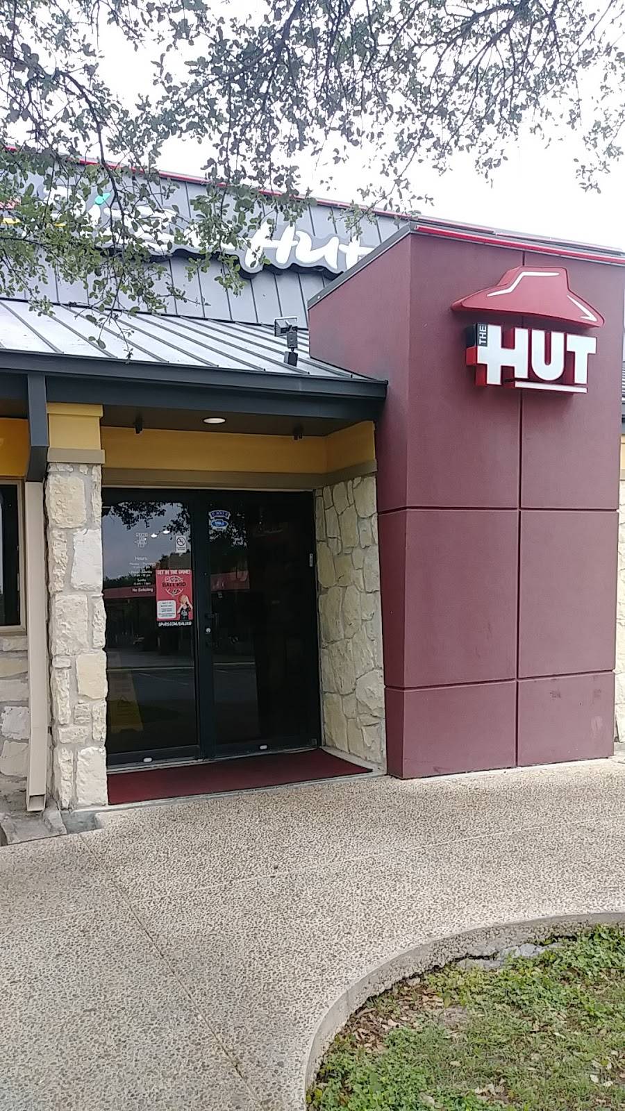 Pizza Hut | restaurant | 4500 De Zavala Rd, San Antonio, TX 78249, USA | 2104933101 OR +1 210-493-3101