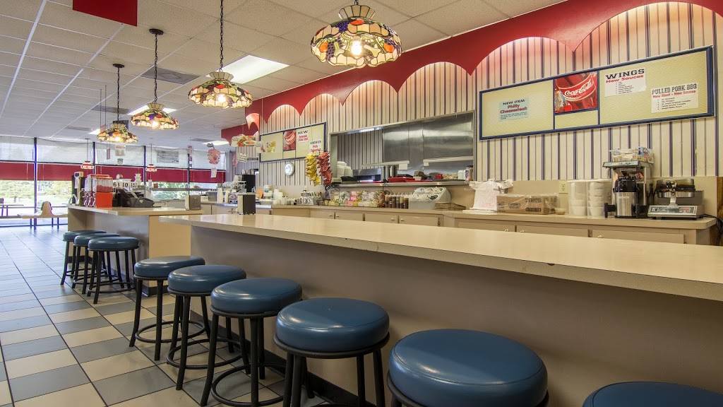 Ye Ole Fashioned Cafe & Ice Cream | cafe | 6554 Rivers Ave, North Charleston, SC 29406, USA | 8437977760 OR +1 843-797-7760