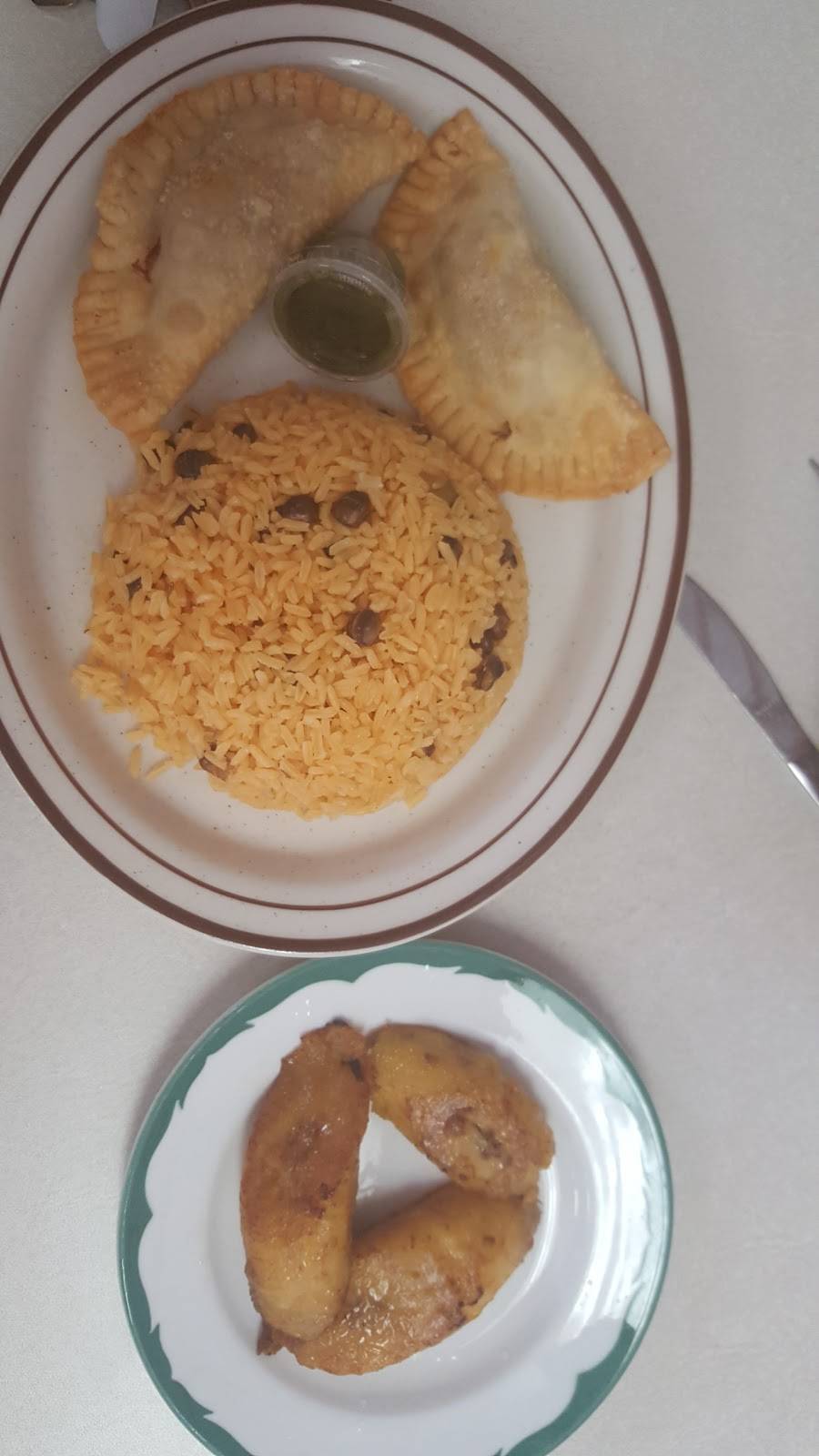 Puerto Mex Latino | restaurant | 104 Toledo St, Adrian, MI 49221, USA | 5177596624 OR +1 517-759-6624