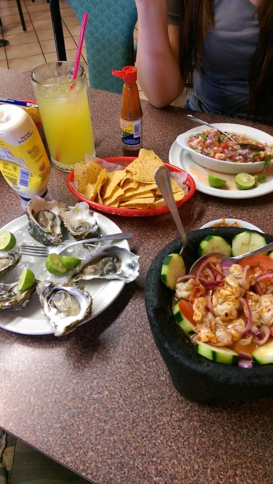 Mariscos nuevo altata | restaurant | 2151 E Main St, Stockton, CA 95205, USA | 2099460805 OR +1 209-946-0805
