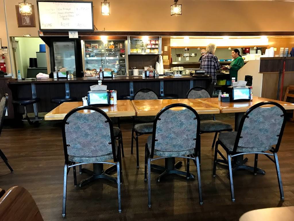 Family Farm | restaurant | 1311 TN-9, Newport, TN 37821, USA | 4236130408 OR +1 423-613-0408