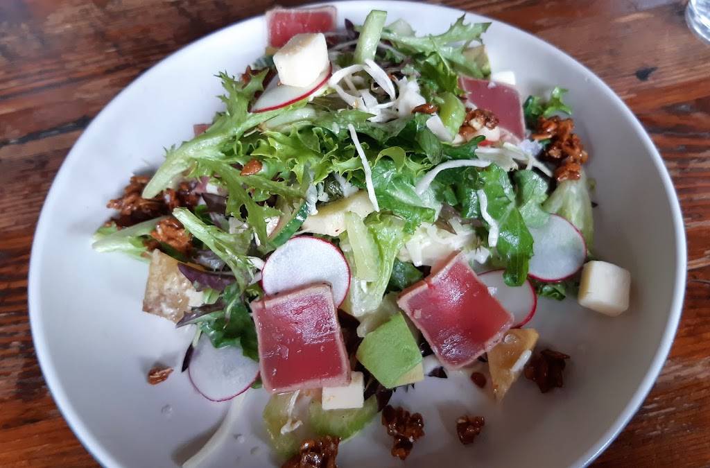 Local Liberty Village | restaurant | 100-171 E Liberty St, Toronto, ON M6K 3P6, Canada | 4169018351 OR +1 416-901-8351