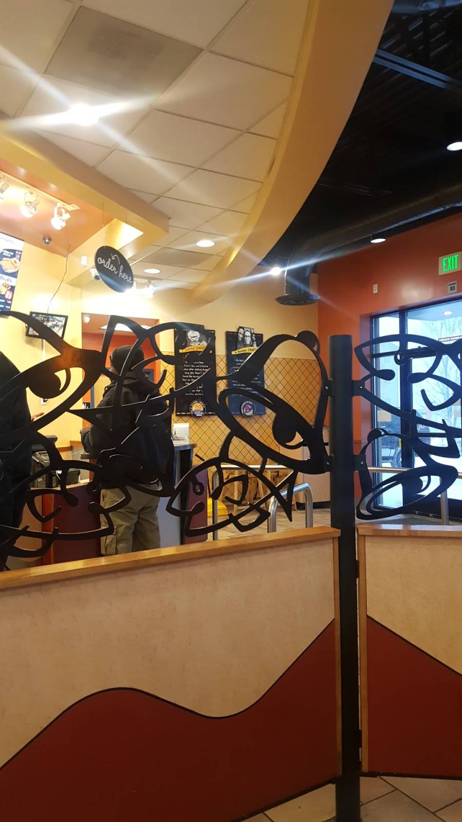 Long John Silvers | restaurant | 4105 Chambers Rd, Denver, CO 80239, USA | 3033074338 OR +1 303-307-4338