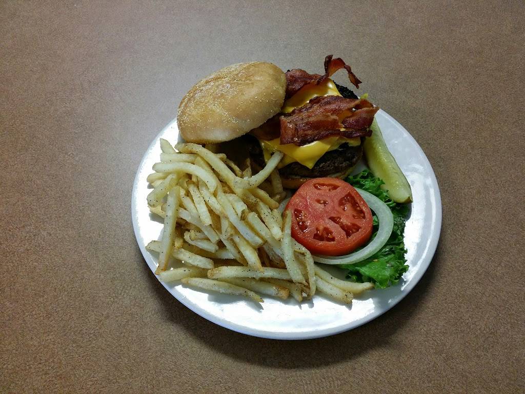 Hoots Breakfast & Lunch | restaurant | 563 E Elkcam Cir, Marco Island, FL 34145, USA | 2393944644 OR +1 239-394-4644