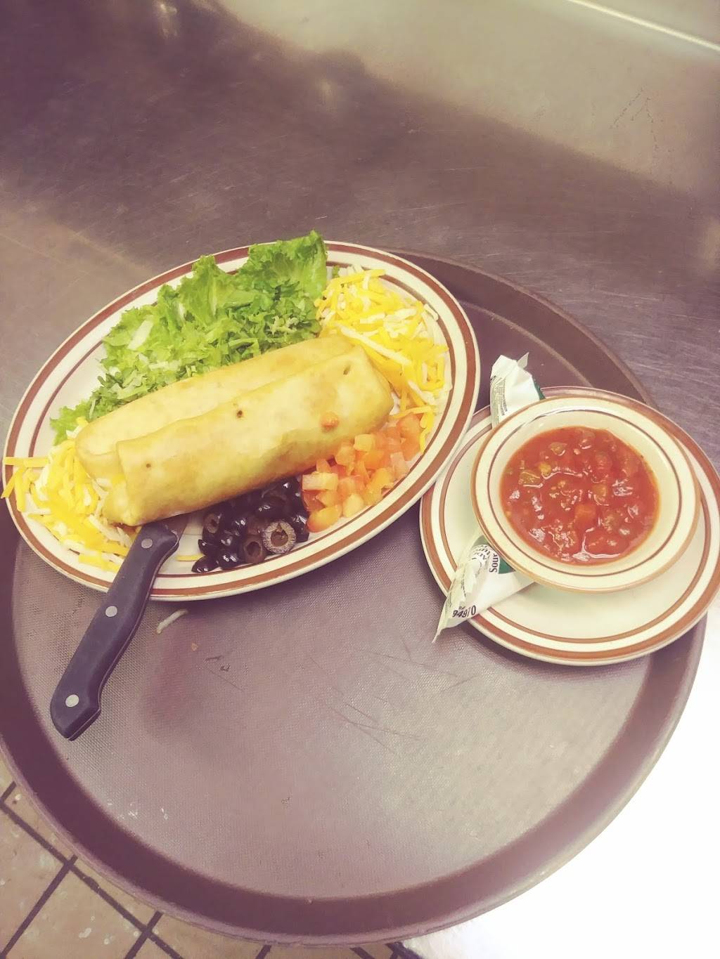 Breakwater Restaurant | restaurant | 4927 E 2nd St, Superior, WI 54880, USA | 7153987111 OR +1 715-398-7111