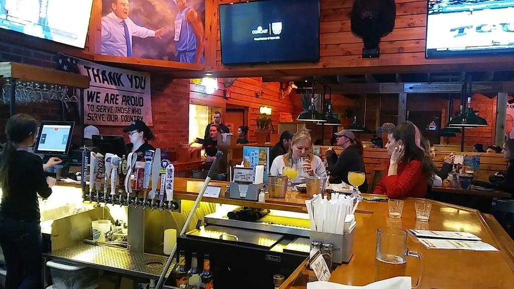 Texas Roadhouse | restaurant | 201 Grand Hill Pl, Holly Springs, NC 27540, USA | 9195771900 OR +1 919-577-1900