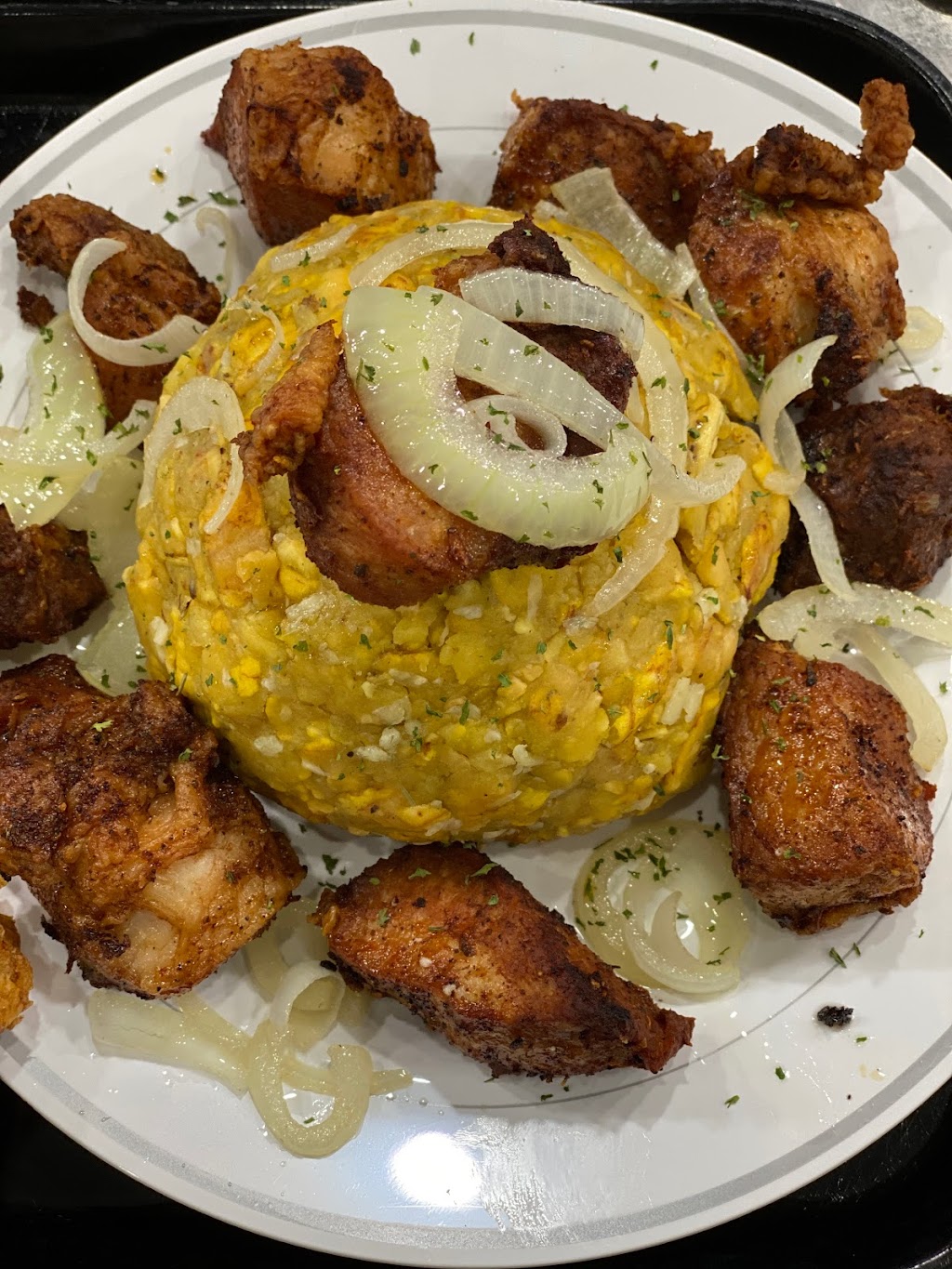 Cubasí bistro Bethesda | restaurant | 4710 Bethesda Ave suite a, Bethesda, MD 20814, USA | 4434373297 OR +1 443-437-3297