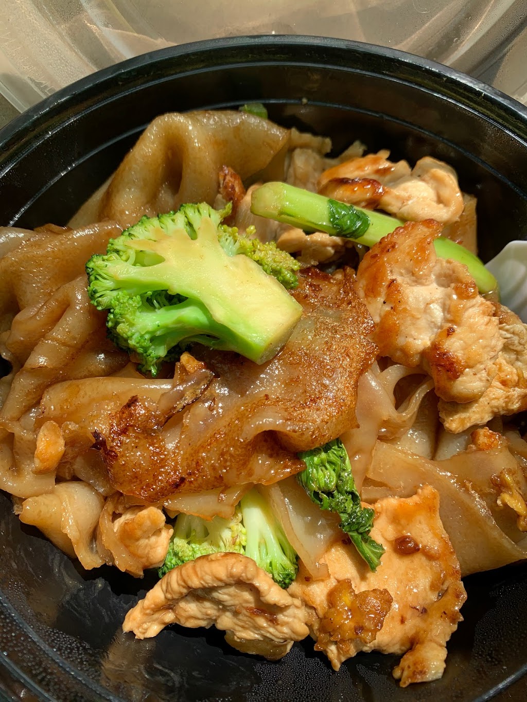 Thai Tai Eatery | restaurant | 55 Willoughby St, Brooklyn, NY 11201, USA | 7185966626 OR +1 718-596-6626