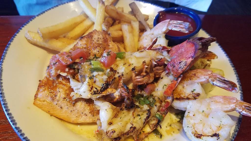Red Lobster | restaurant | 6149 E Southern Ave, Mesa, AZ 85206, USA | 4808306877 OR +1 480-830-6877